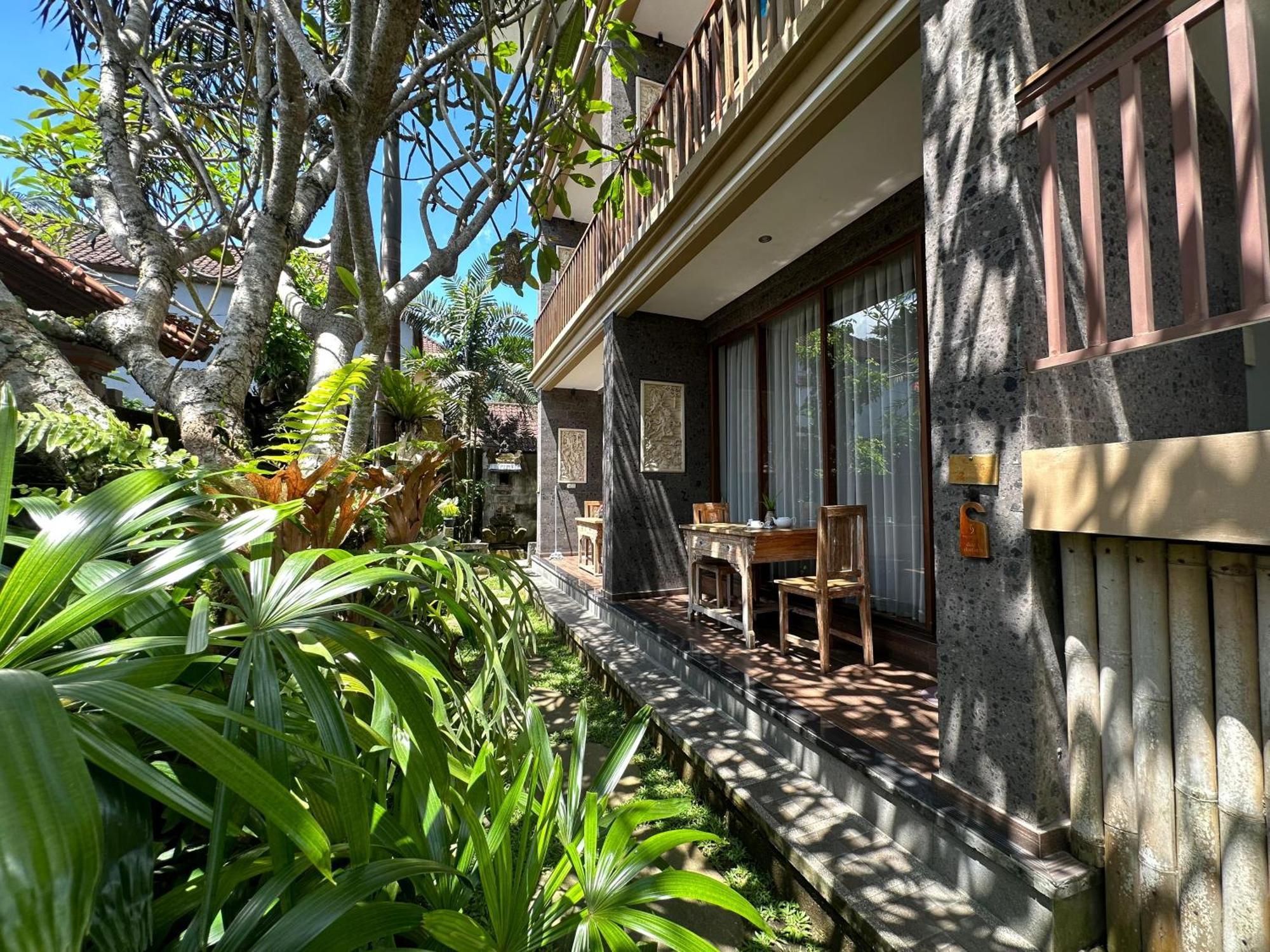 Santosha Place Ubud Exterior foto